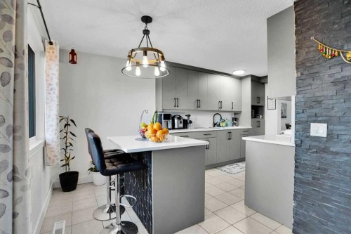 88 Abingdon Crescent Ne, Calgary, AB - Indoor