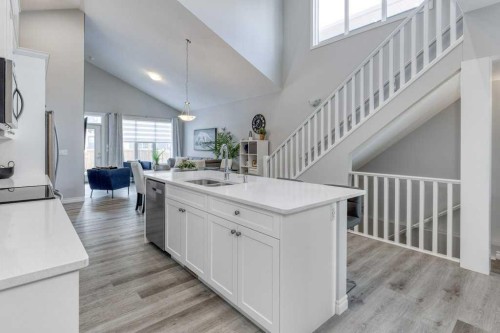 380 Rivercrest View, Cochrane, AB - Indoor