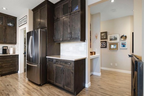 8 Emberside Glen, Cochrane, AB - Indoor Photo Showing Kitchen