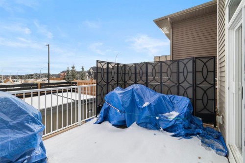 8 Emberside Glen, Cochrane, AB - Outdoor