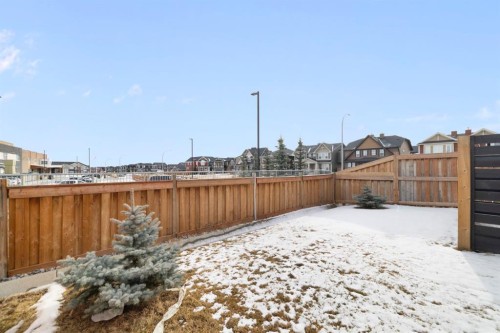 8 Emberside Glen, Cochrane, AB - Outdoor