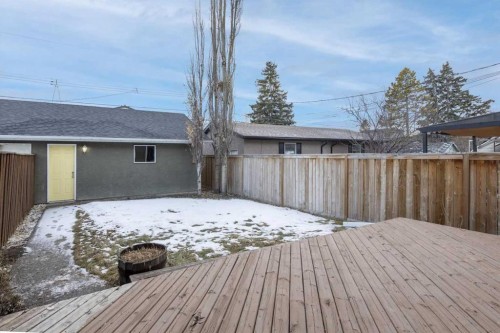 433 19 Avenue Ne, Calgary, AB - Outdoor