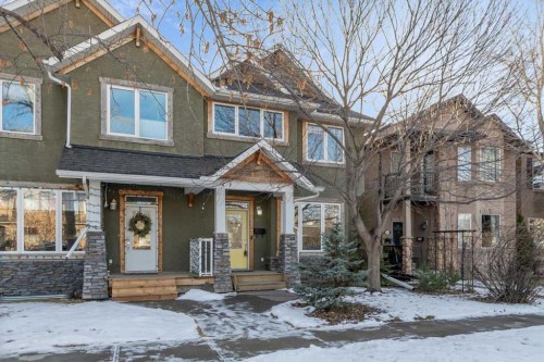 433 19 Avenue Ne, Calgary, AB - Outdoor With Facade