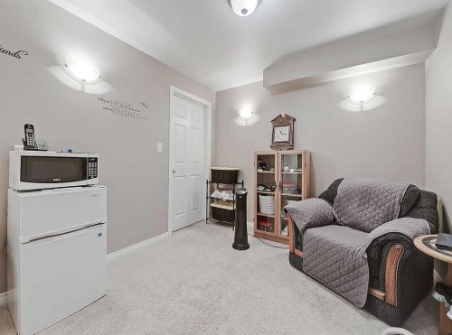 9 Hunters Mews, Okotoks, AB - Indoor