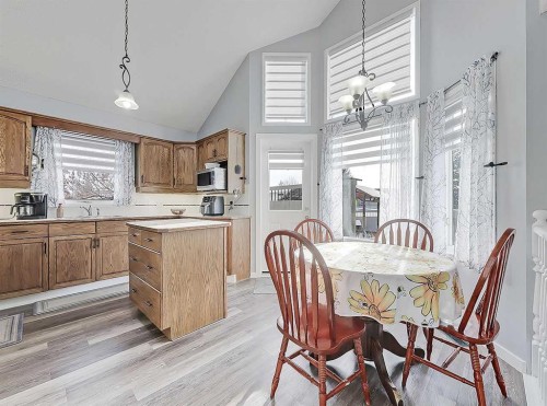 9 Hunters Mews, Okotoks, AB - Indoor