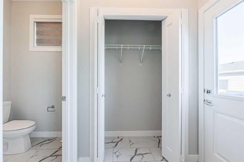 129 Dawson Wharf View, Chestermere, AB - Indoor Photo Showing Bathroom