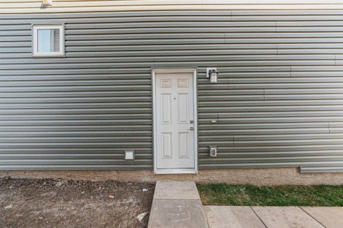 129 Dawson Wharf View, Chestermere, AB - Outdoor