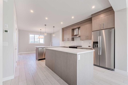 129 Dawson Wharf View, Chestermere, AB - Indoor Photo Showing Kitchen