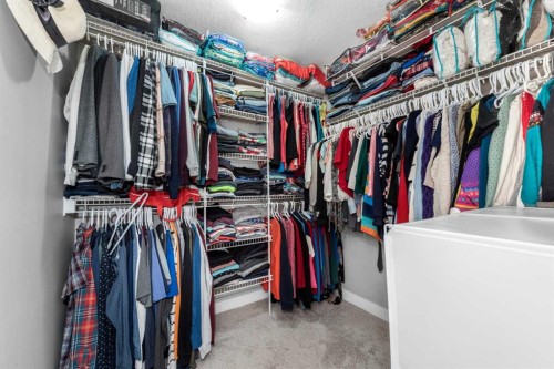 80 Legacy Reach Manor Se, Calgary, AB - Indoor With Storage