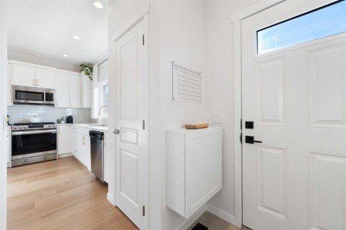 108 Masters Heights Se, Calgary, AB - Indoor