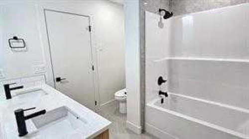 #3-106 4Th Street Nw, Sundre, AB 