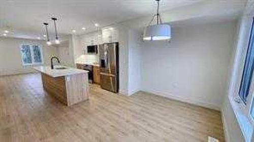 #3-106 4Th Street Nw, Sundre, AB 