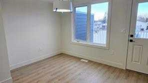 #3-106 4Th Street Nw, Sundre, AB 