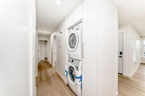 1242 Mardale Drive Ne, Calgary, AB - Indoor Photo Showing Laundry Room