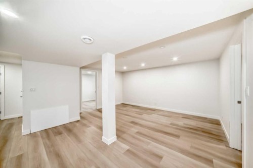 1242 Mardale Drive Ne, Calgary, AB - Indoor