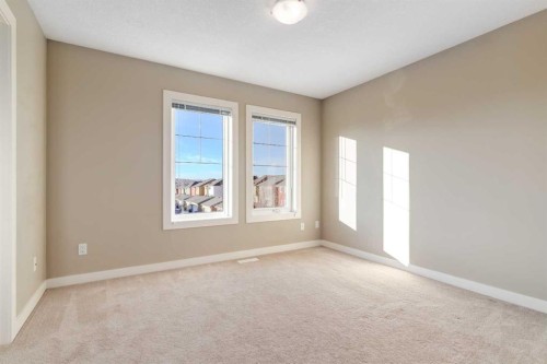 705 Evanston Square Nw, Calgary, AB - Indoor Photo Showing Other Room