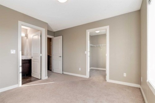 705 Evanston Square Nw, Calgary, AB - Indoor Photo Showing Other Room