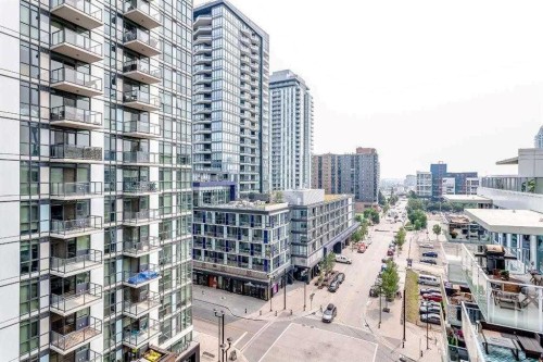 805-519 Riverfront Avenue Se, Calgary, AB - Outdoor With Balcony With Facade