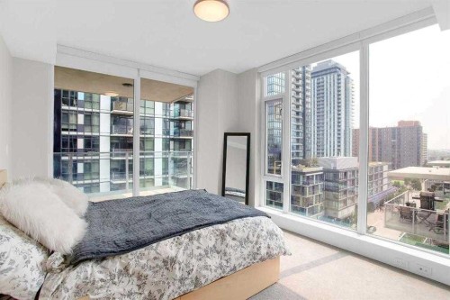 805-519 Riverfront Avenue Se, Calgary, AB - Indoor Photo Showing Bedroom