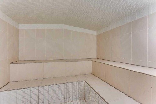 805-519 Riverfront Avenue Se, Calgary, AB - Indoor Photo Showing Other Room