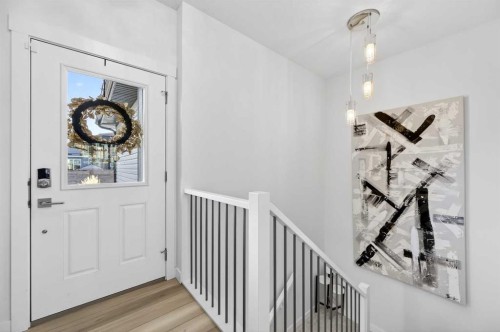47 Walgrove Park Se, Calgary, AB - Indoor Photo Showing Other Room