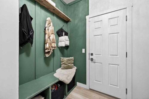 47 Walgrove Park Se, Calgary, AB - Indoor Photo Showing Other Room