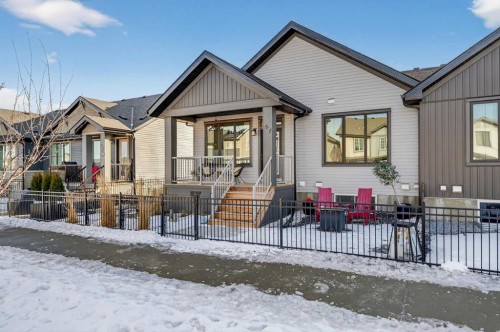 47 Walgrove Park Se, Calgary, AB - Outdoor