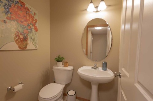 20 Tuscany Ridge Crescent Nw, Calgary, AB - Indoor Photo Showing Bathroom