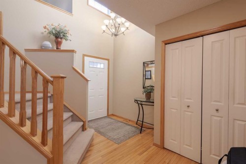 20 Tuscany Ridge Crescent Nw, Calgary, AB - Indoor Photo Showing Other Room