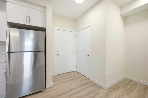 2314-15 Skyview Point Crescent Ne, Calgary, AB - Indoor Photo Showing Other Room