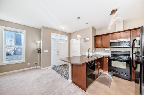1803 Evanston Square Nw, Calgary, AB - Indoor Photo Showing Kitchen