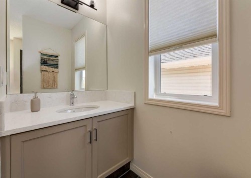 24 Silverado Saddle Court Sw, Calgary, AB - Indoor Photo Showing Bathroom