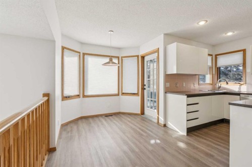 124 Edgebrook Road Nw, Calgary, AB 