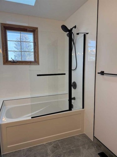 124 Edgebrook Road Nw, Calgary, AB 