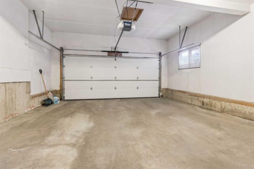 124 Edgebrook Road Nw, Calgary, AB 