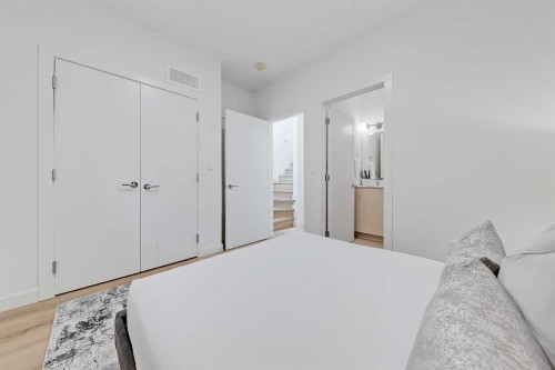 2-828 8 Avenue Ne, Calgary, AB - Indoor
