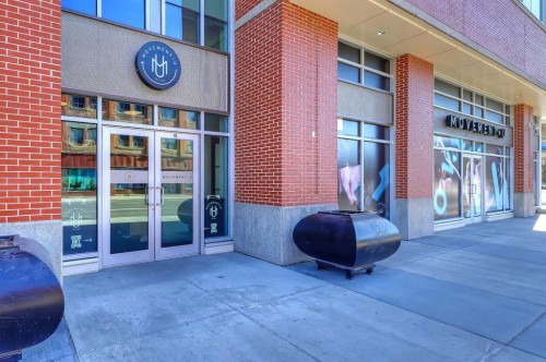 2-828 8 Avenue Ne, Calgary, AB - Outdoor With Exterior