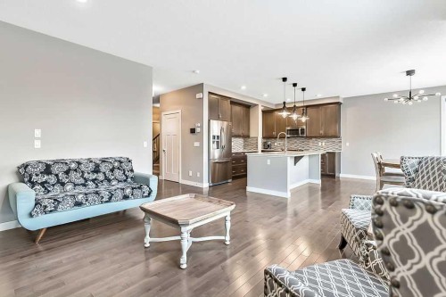 94 Cimarron Springs Circle, Okotoks, AB - Indoor Photo Showing Living Room