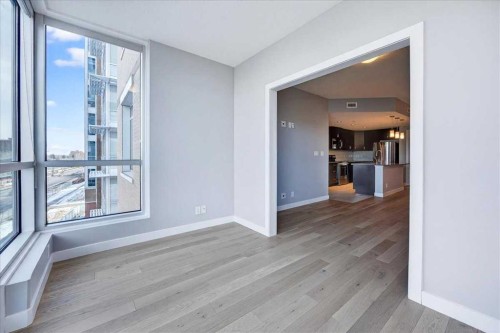501-24 Varsity Estates Circle Nw, Calgary, AB - Indoor Photo Showing Other Room