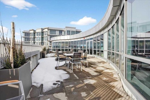 501-24 Varsity Estates Circle Nw, Calgary, AB - Outdoor