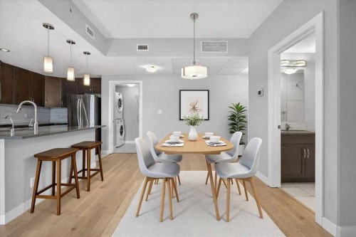 501-24 Varsity Estates Circle Nw, Calgary, AB - Indoor Photo Showing Dining Room