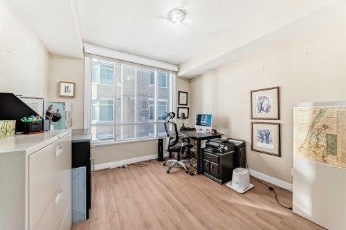 310-24 Varsity Estates Circle Nw, Calgary, AB - Indoor Photo Showing Office