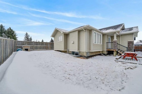 107 Strathmore Lakes Common, Strathmore, AB - Outdoor