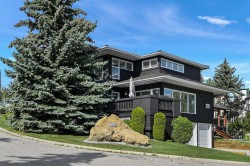 103 Stratton Park SW Calgary, AB T3H 2V3