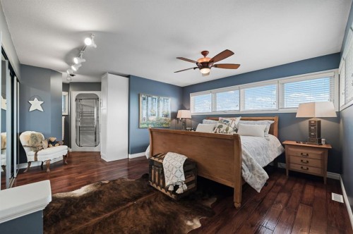 103 Stratton Park Sw, Calgary, AB 