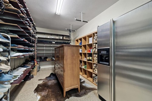 103 Stratton Park Sw, Calgary, AB 