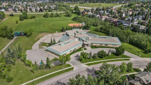 103 Stratton Park Sw, Calgary, AB 