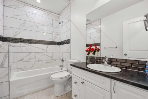 28 Panton Court Nw, Calgary, AB 