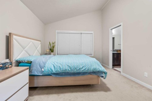 28 Panton Court Nw, Calgary, AB 