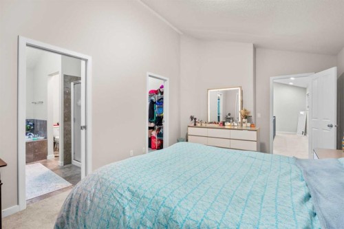 28 Panton Court Nw, Calgary, AB 